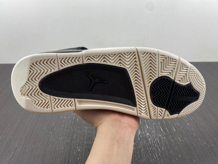 air jordan 4 retro premium "pinnacle" black/sail 819139-010