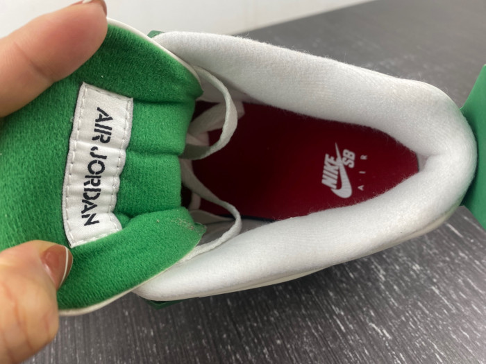 air jordan 4 retro sb pine green - dr5415-103