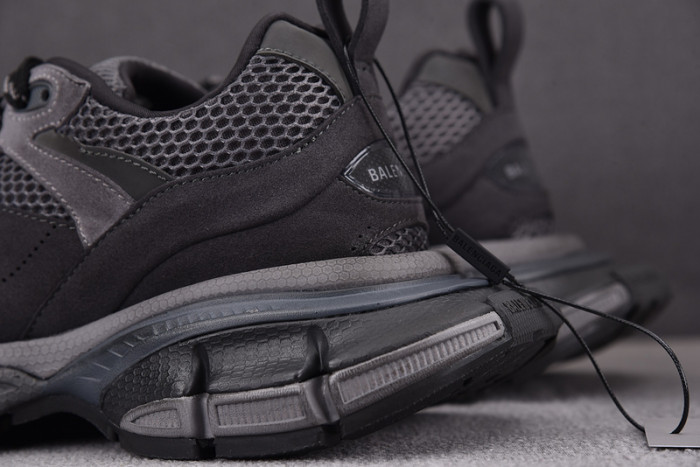 Ba*len*cia*ga 3xl suede sneakers