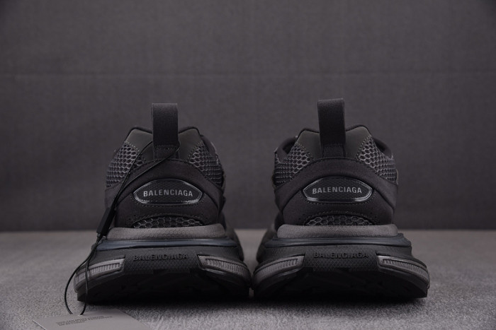 Ba*len*cia*ga 3xl  suede sneakers