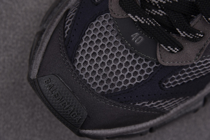 Ba*len*cia*ga 3xl  suede sneakers