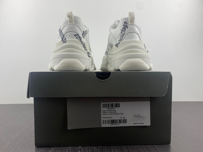 Ba*len*cia*ga triple s