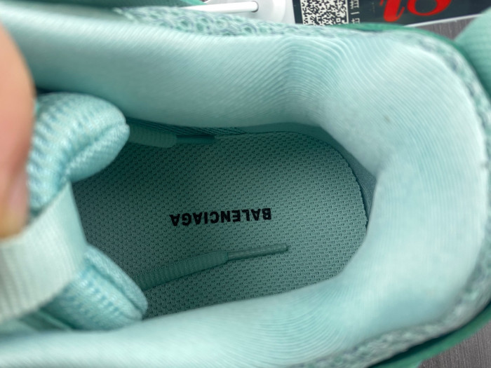 Ba*len*cia*ga track 3.0