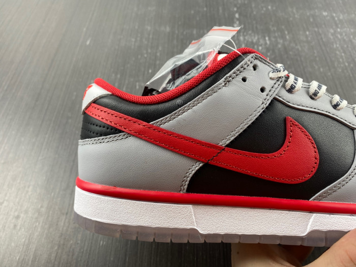 cau athletics x nike dunk low dr6189-001