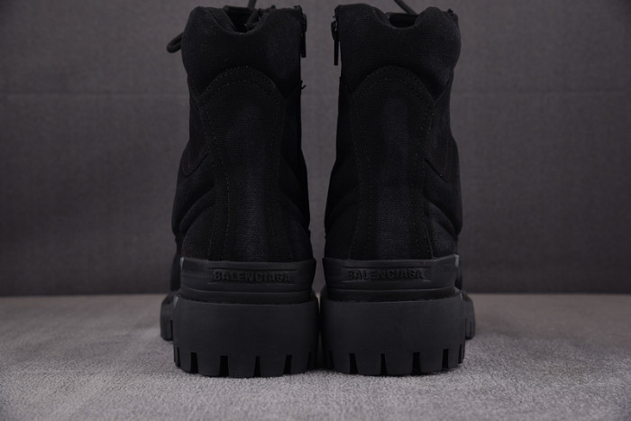Ba*len*cia*ga boots