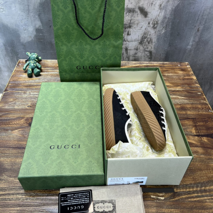 G*u*i  low-top sneaker