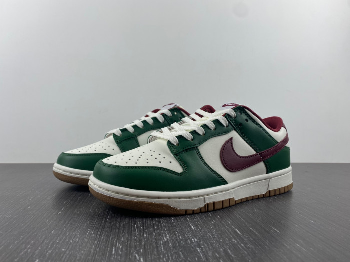 nike dunk low gorge green fb7160-161