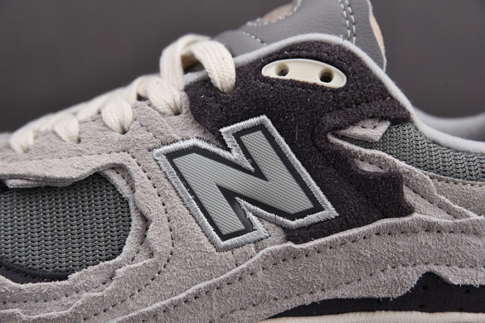 new balance 2002r“protection pack”-m2002rda