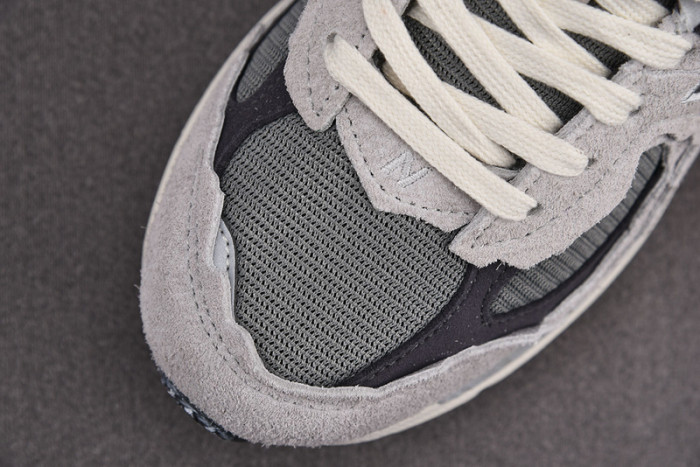 new balance 2002r“protection pack”-m2002rda