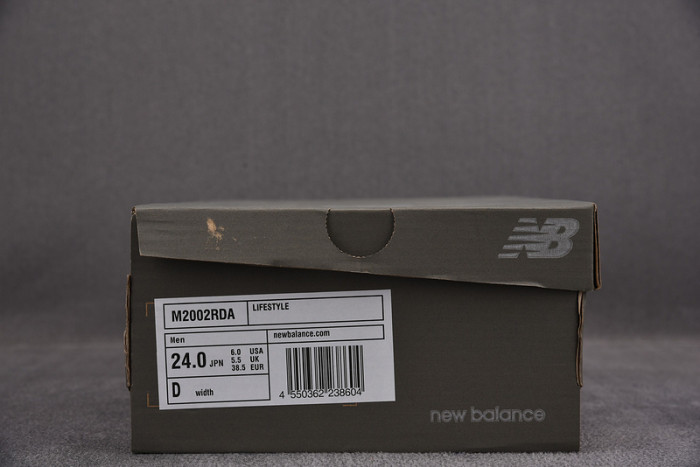 new balance 2002r“protection pack”-m2002rda