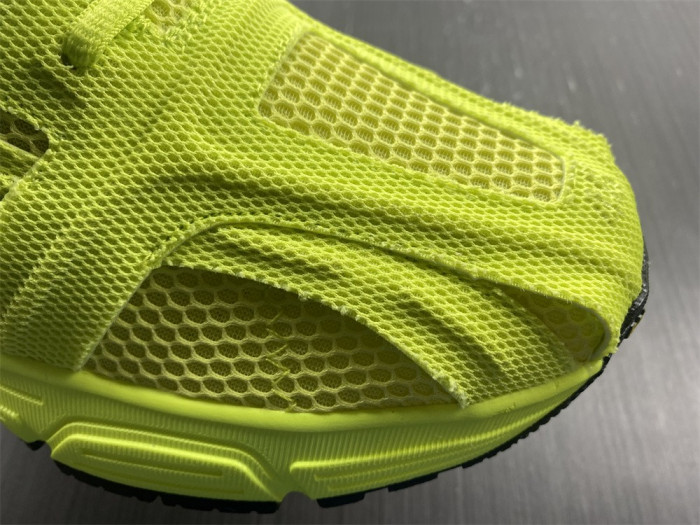 Ba*len*cia*ga -phantom sneakers