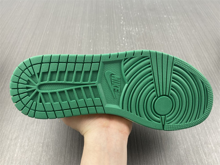 fragment design x travis scott x air jordan 1 retro low green black white dm7866-128