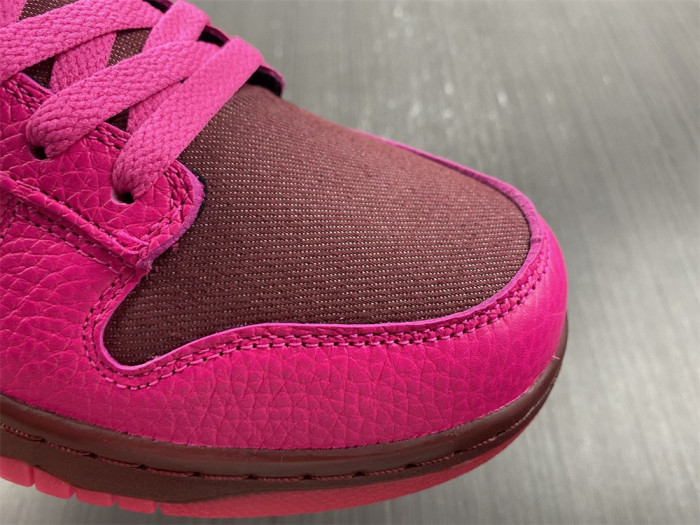 nike dunk low “valentine