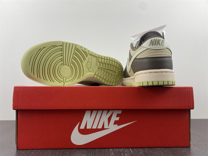 nike dunk low "khaki" fb4960-210