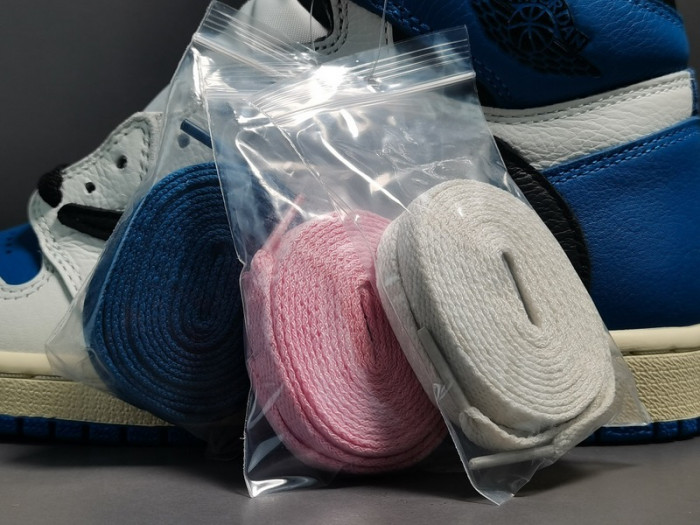 travis scott x fragment x air jordan 1 high og sp military blue dh3227-105 (with updated box)