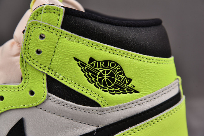 air jordan 1 high og "volt" 555088-702