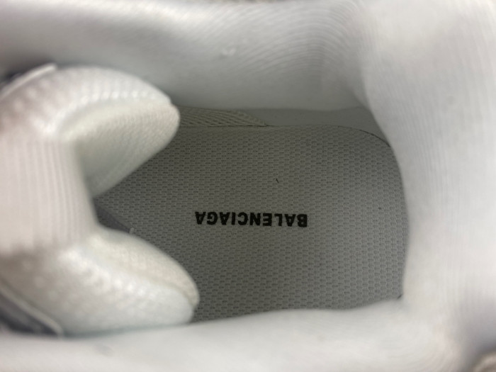 Ba*len*cia*ga track 3.0