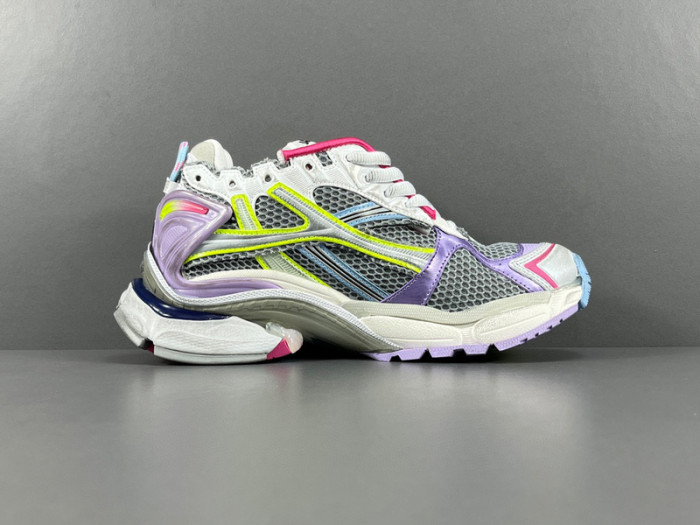 Ba*len*cia*ga -runner