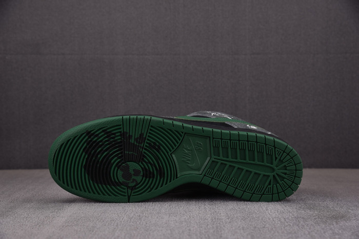 there skateboards x nike sb dunk low hf7743-001