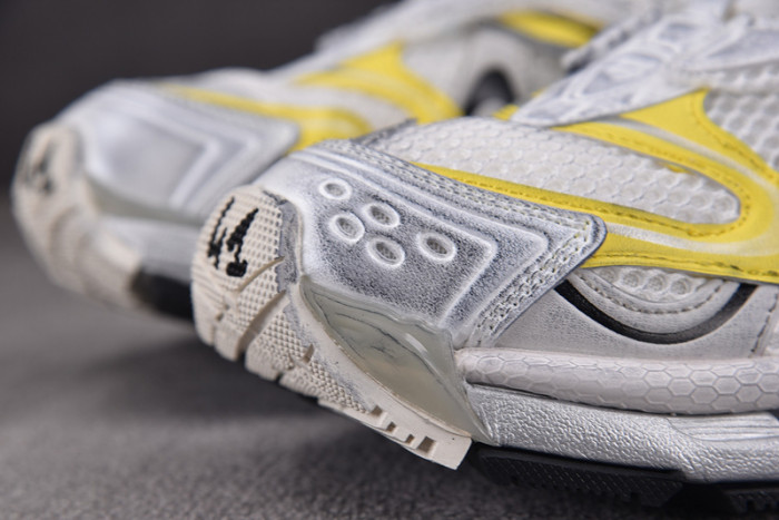 Ba*len*cia*ga -runner