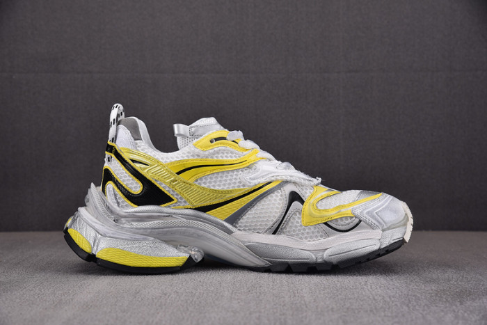 Ba*len*cia*ga -runner