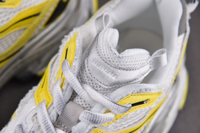 Ba*len*cia*ga -runner