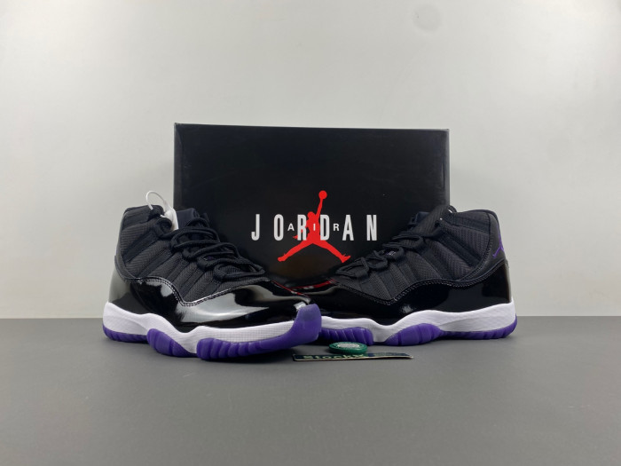 air jordan 11 retro white/black/purple ct8812-999