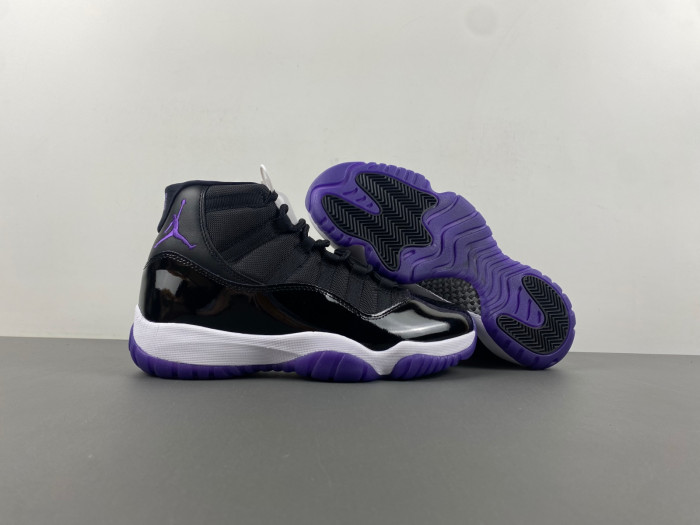 air jordan 11 retro white/black/purple ct8812-999