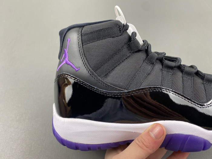 air jordan 11 retro white/black/purple ct8812-999