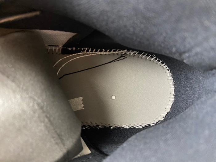 air jordan 1 high og black toe reimagined dz5485-106