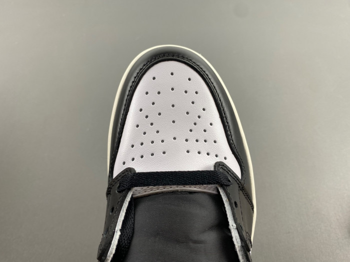 air jordan 1 high og black toe reimagined dz5485-106