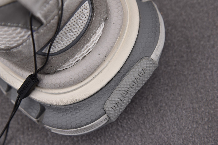 Ba*len*cia*ga 3xl suede sneakers