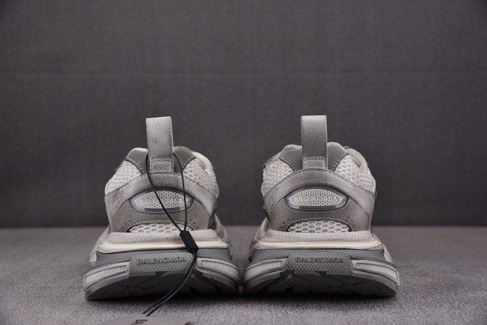 Ba*len*cia*ga 3xl suede sneakers