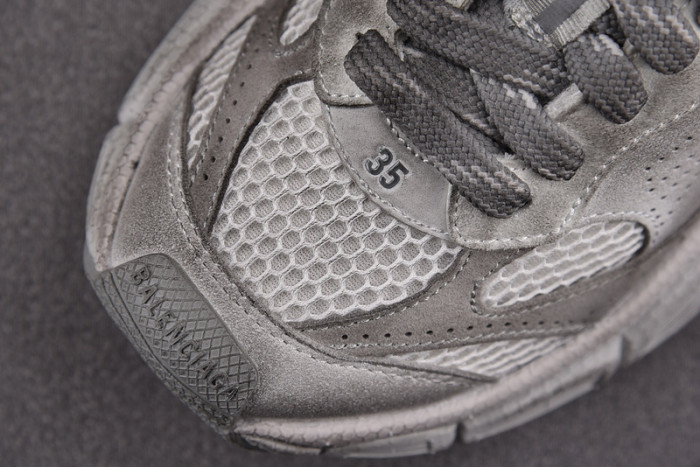 Ba*len*cia*ga 3xl suede sneakers