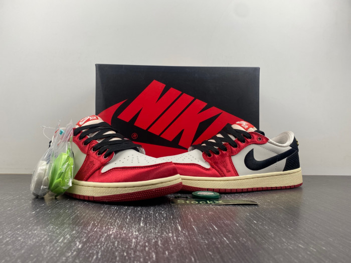 trophy room x air jordan 1 low og “home”  fn0432-100
