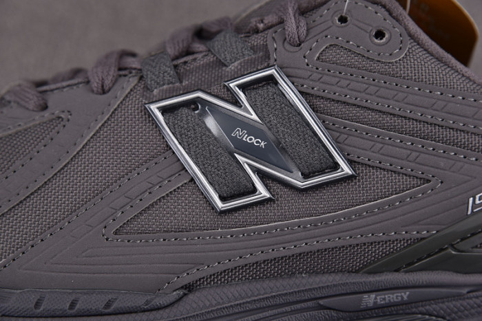 new balance 1906r cordura magnet - m1906ru