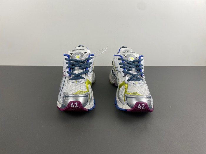 Ba*len*cia*ga -runner