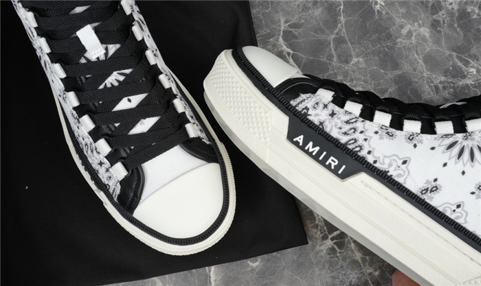 a*iri top sneakers
