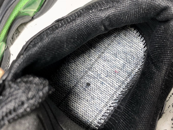 blcg sneaker triple.s.gomma noir green  541624-w0901-2140