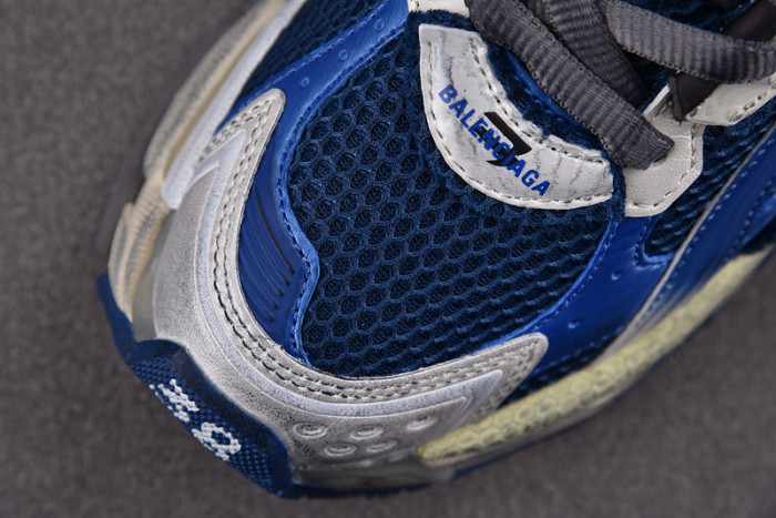 Ba*len*cia*ga -runner