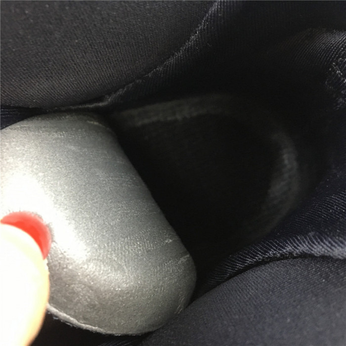 nike air foamposite one mini cv0369-001