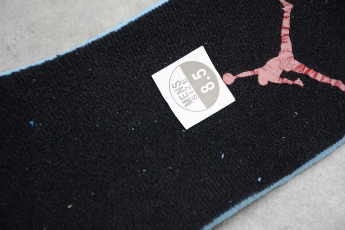 air jordan 1 mid bred toe  554724-066