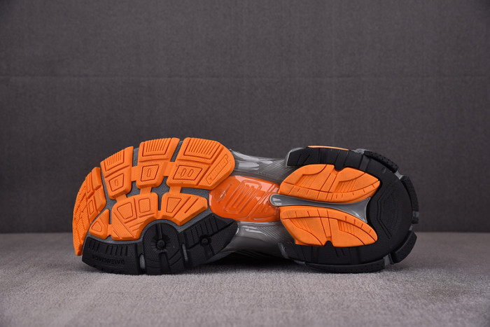 Ba*len*cia*ga -runner