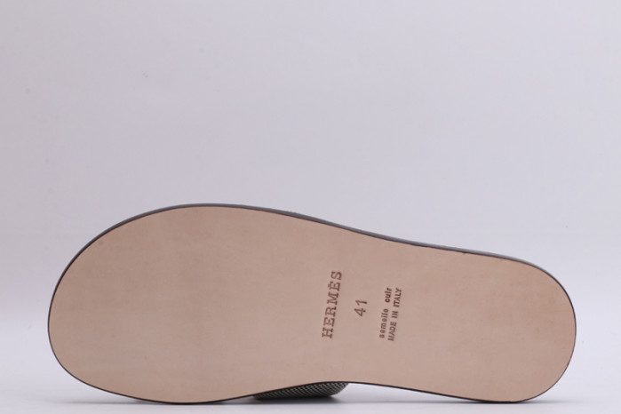 herm*s  slippers