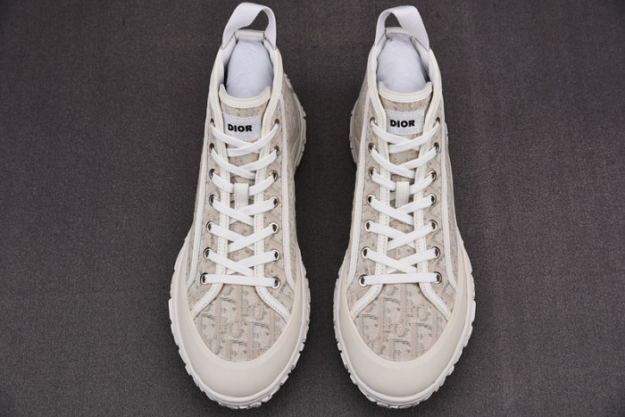 d10r b28  oblique high top sneaker