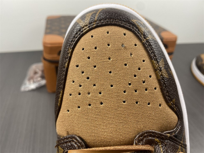 air jordan 1 ofw-louiv low  (with case)