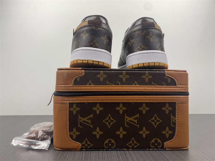 air jordan 1 ofw-louiv low  (with case)