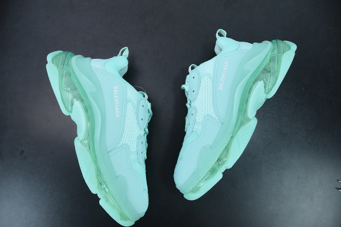 blcg sneaker triple.s.