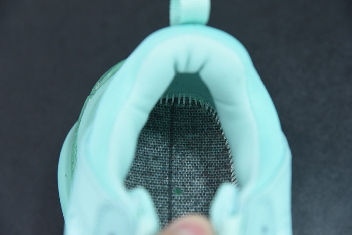 blcg sneaker triple.s.