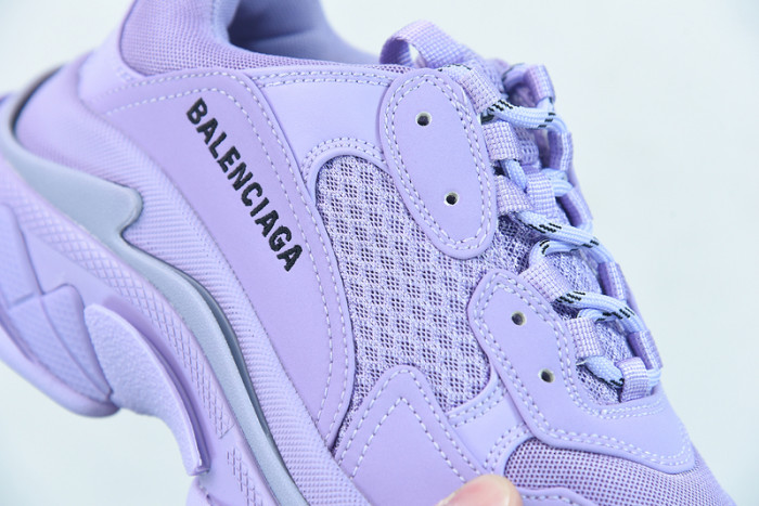 blcg sneaker triple.s.